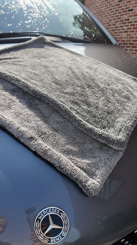 ULTRA MAGNET TOWEL 1800 G/M²